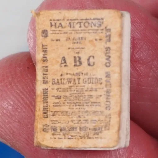 ABC or Alphabetical Railway Guide. >>RARE MICRO-MINIATURE RAILWAY TIMETABLE<< Publication Date: 1929 CONDITION: GOOD
