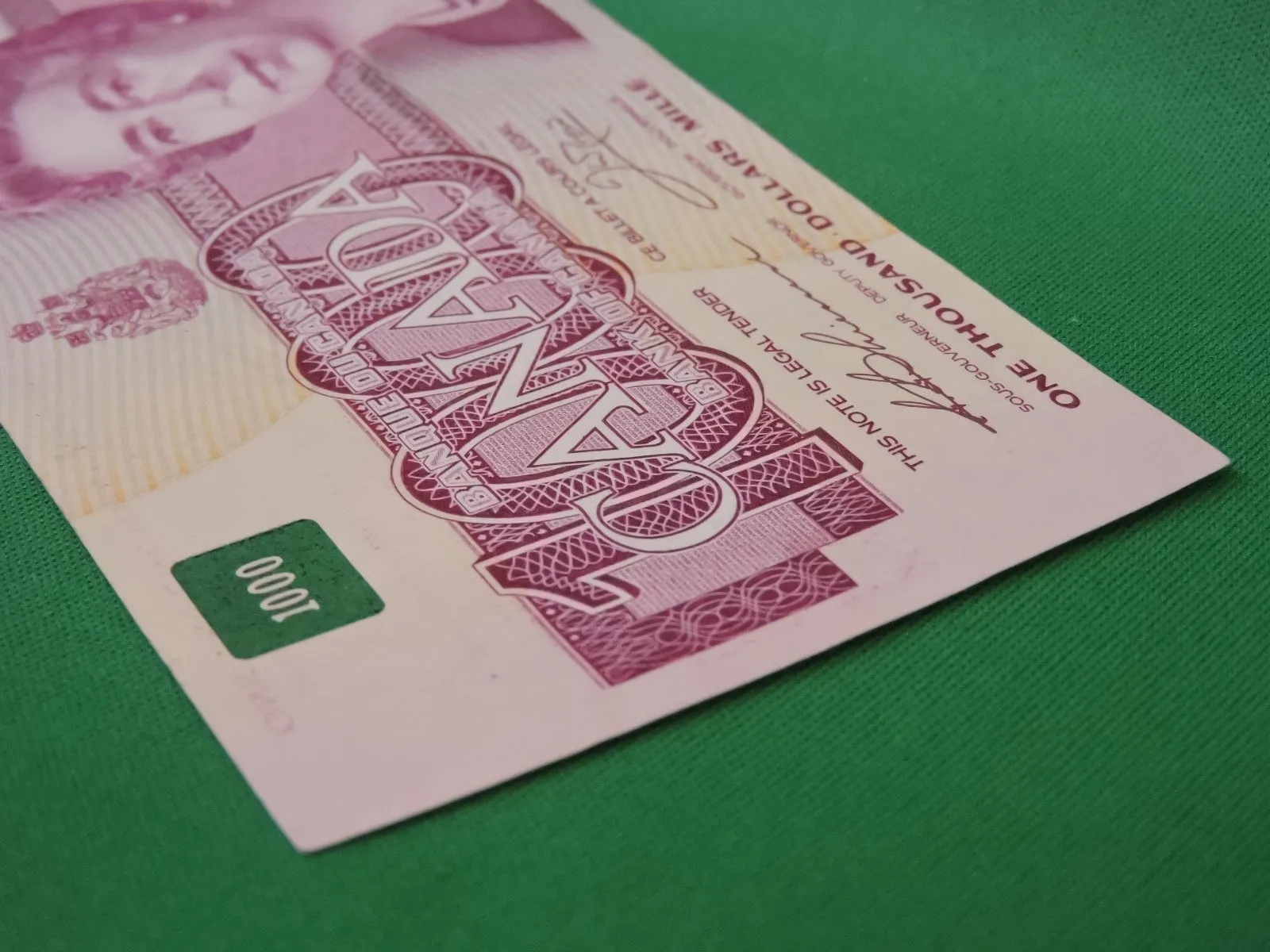 Canadian Bank Notes - ENZ - 1988 - $1000 - EKA1562458