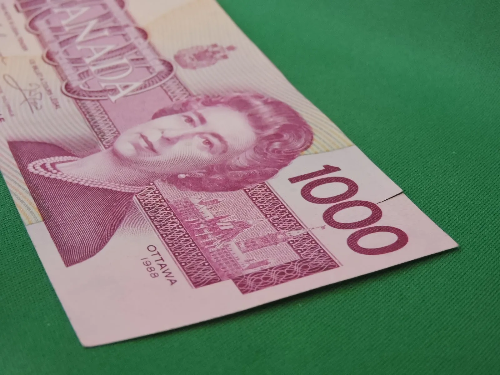 Canadian Bank Notes - ENZ - 1988 - $1000 - EKA1562458