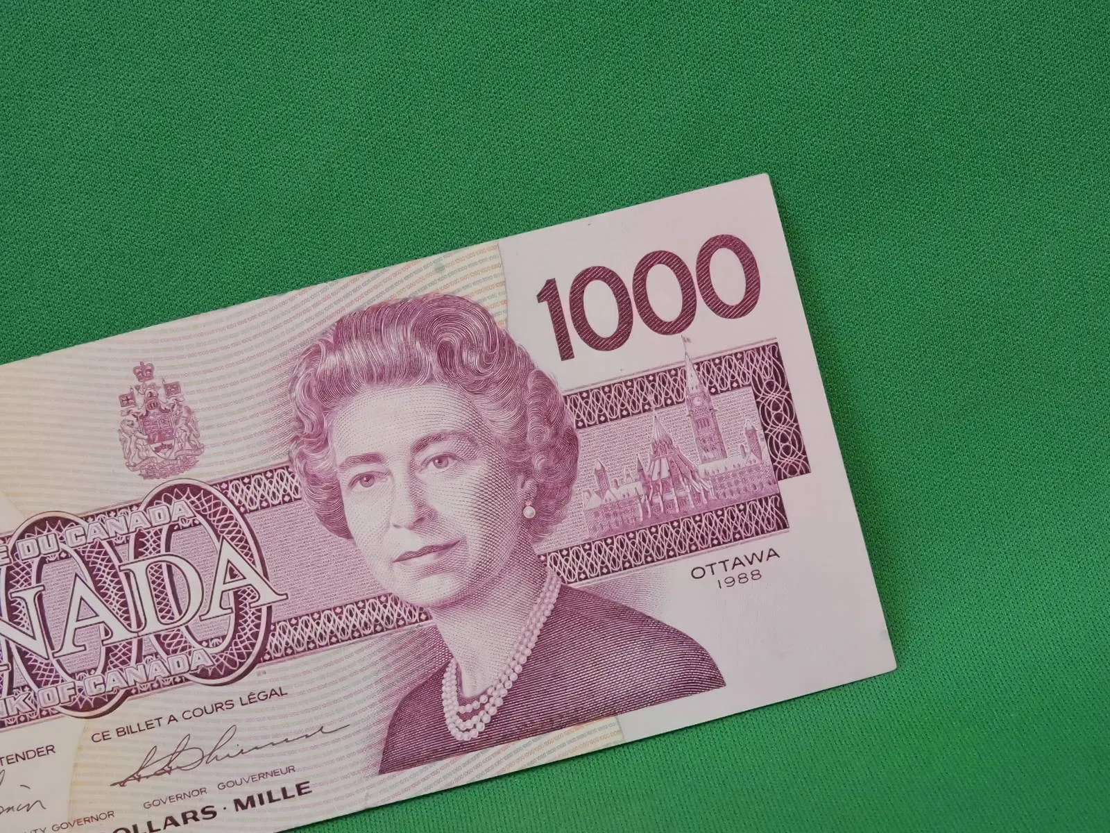 Canadian Bank Notes - ENZ - 1988 - $1000 - EKA1890723