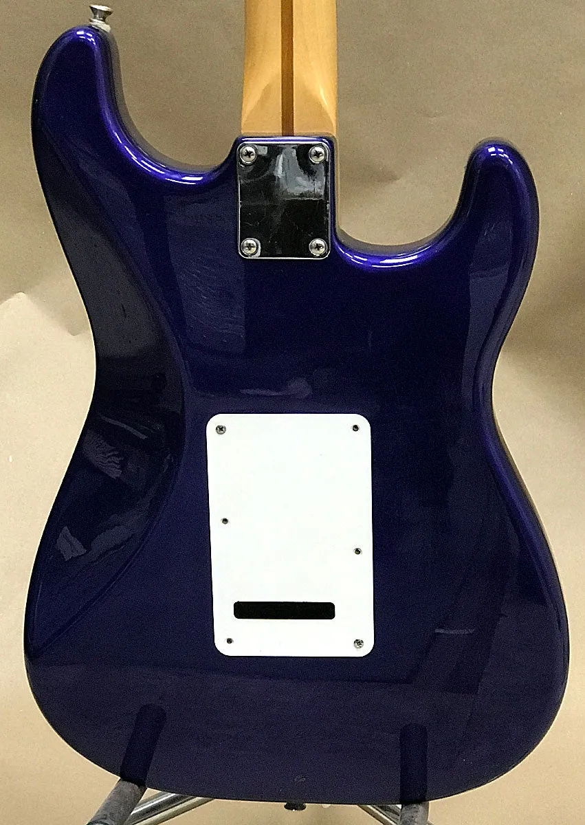 Fender Stratocaster Electric Guitar 2000 - Left Handed