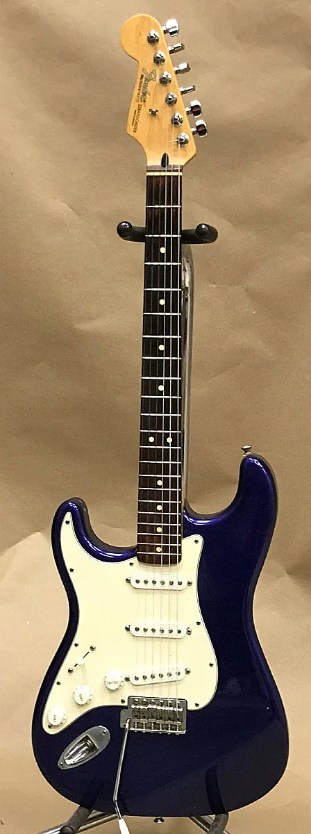 Fender Stratocaster Electric Guitar 2000 - Left Handed