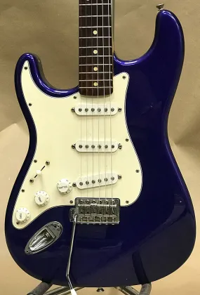 Fender Stratocaster Electric Guitar 2000 - Left Handed