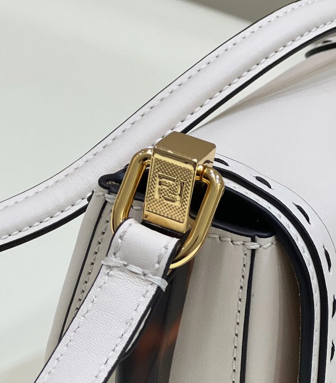 FI Moonlight Saddle White Bag For Woman 19cm/7.5in