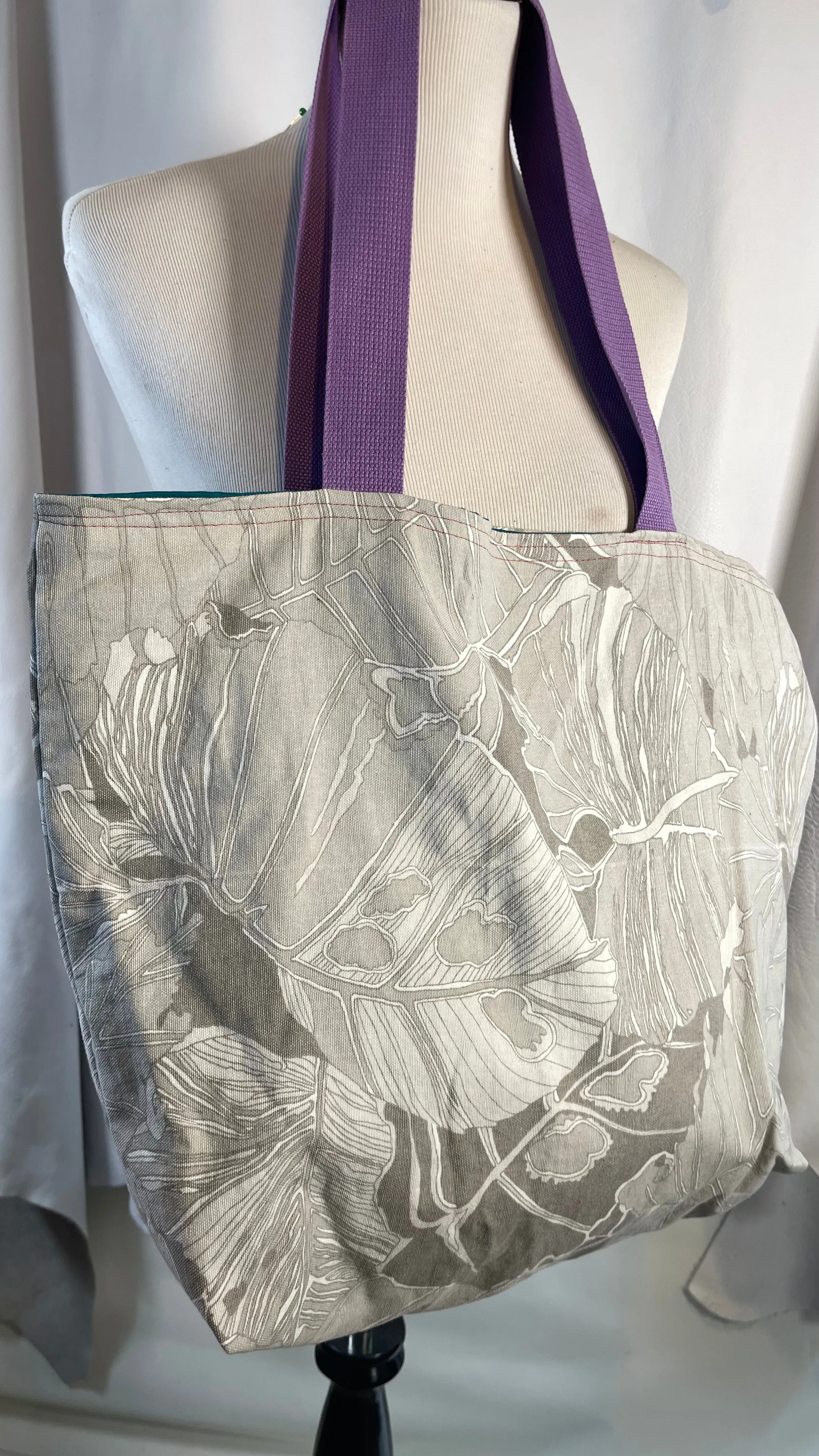 Lightweight Canvas Tote