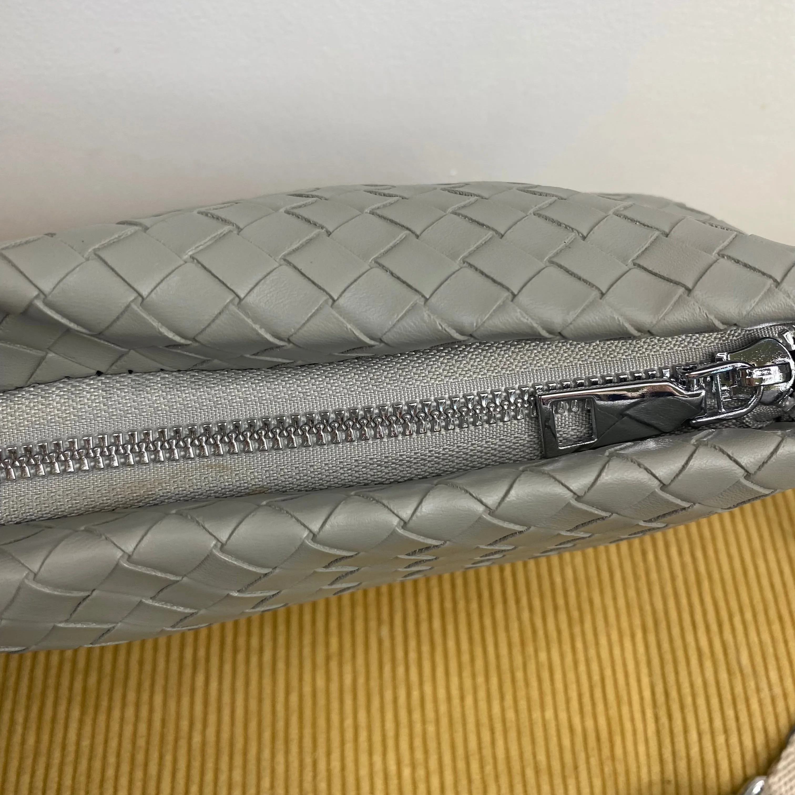 Robyn Woven Purse