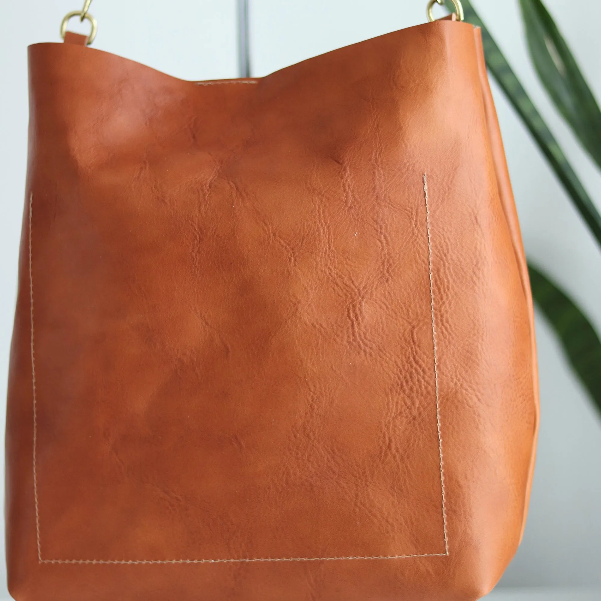 Seconds Sale Leather Day Bag - Saddle Brown