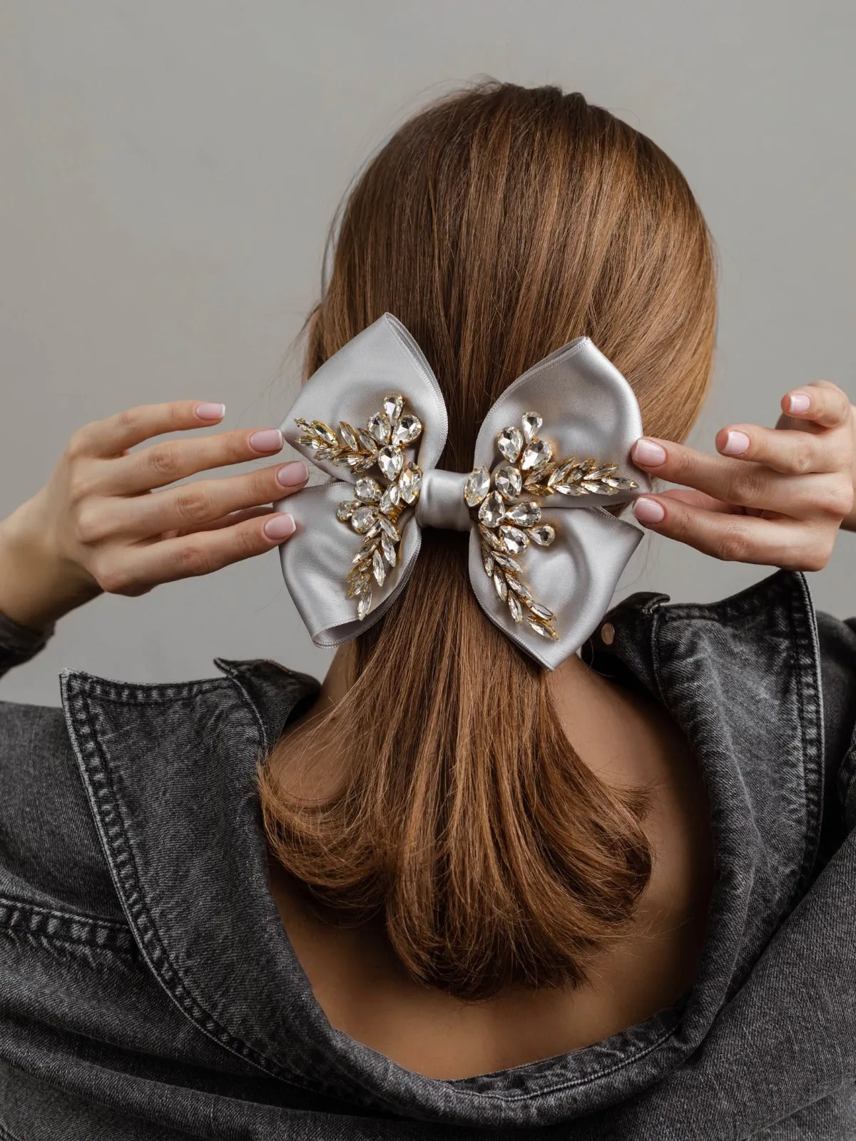 Silver Bow Grace