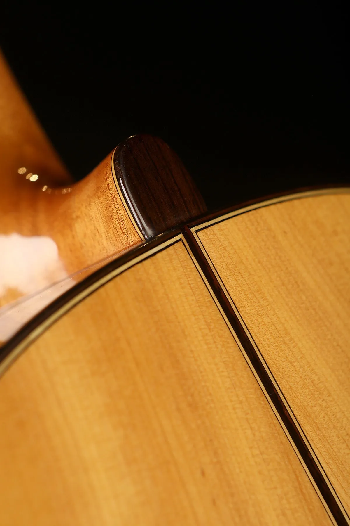 William Falkiner Lutherie Flamenco Guitar