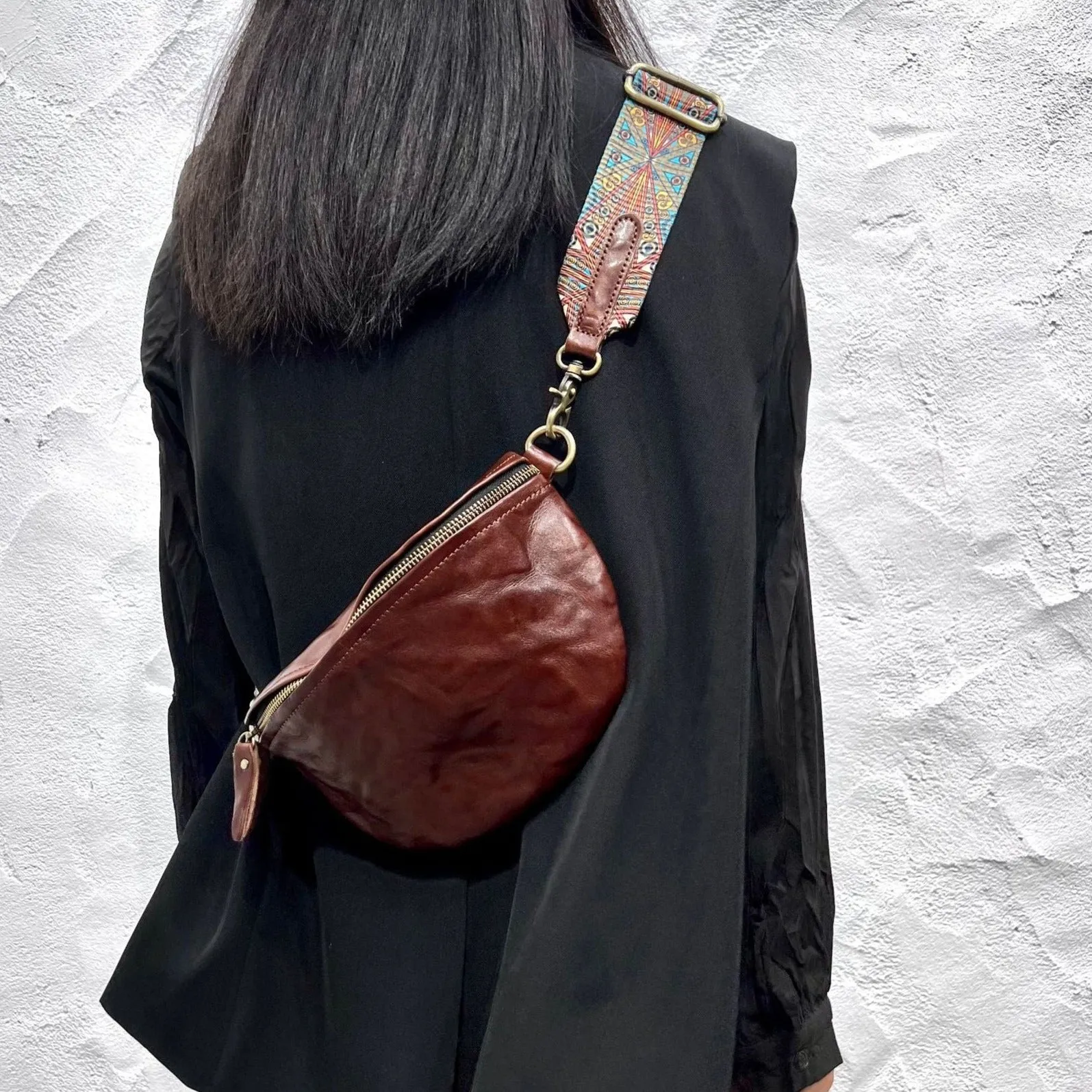 Womens Modern Black Leather Sling Bag Convenient Chest Bag for Women