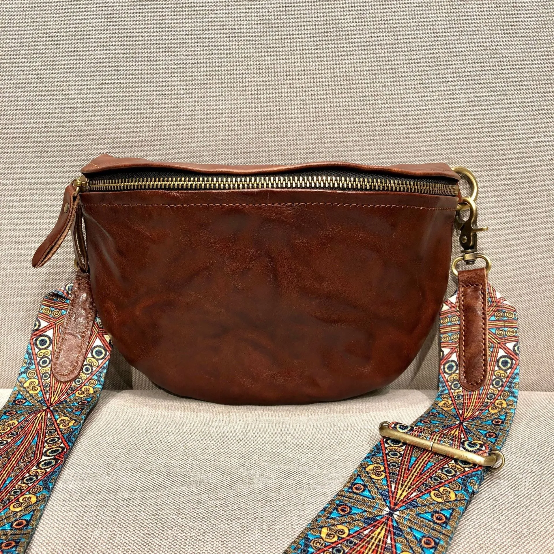 Womens Modern Black Leather Sling Bag Convenient Chest Bag for Women