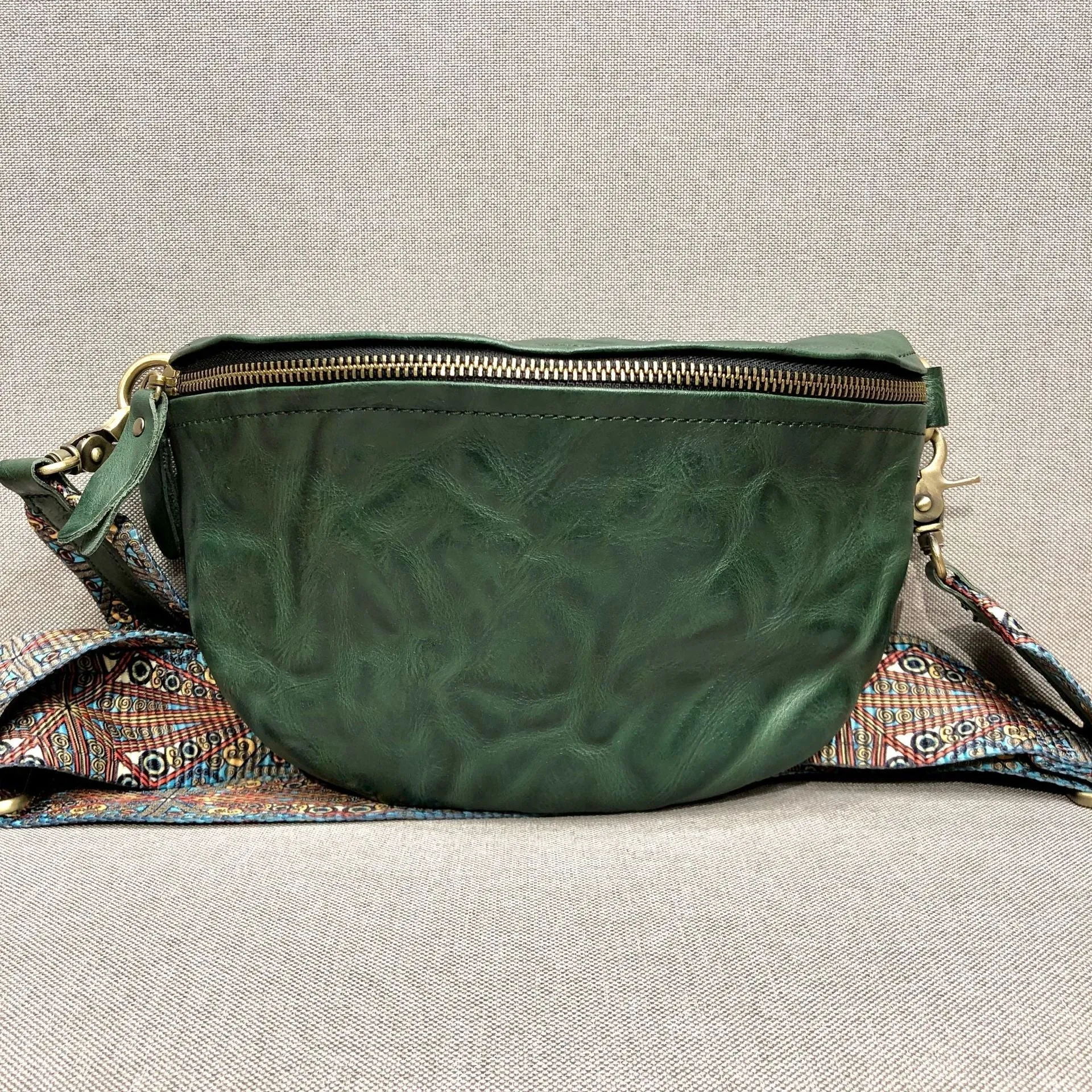 Womens Modern Black Leather Sling Bag Convenient Chest Bag for Women