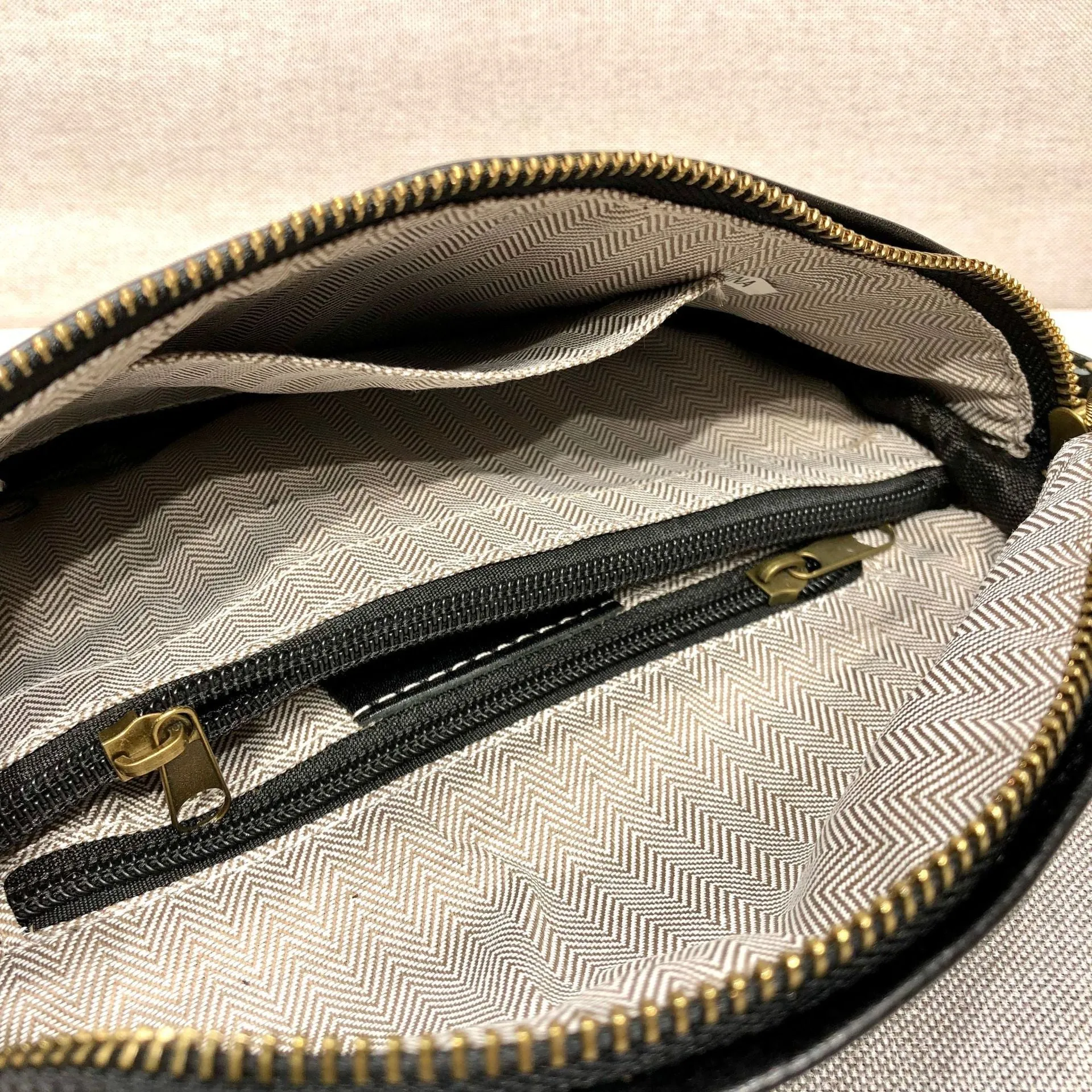 Womens Modern Black Leather Sling Bag Convenient Chest Bag for Women